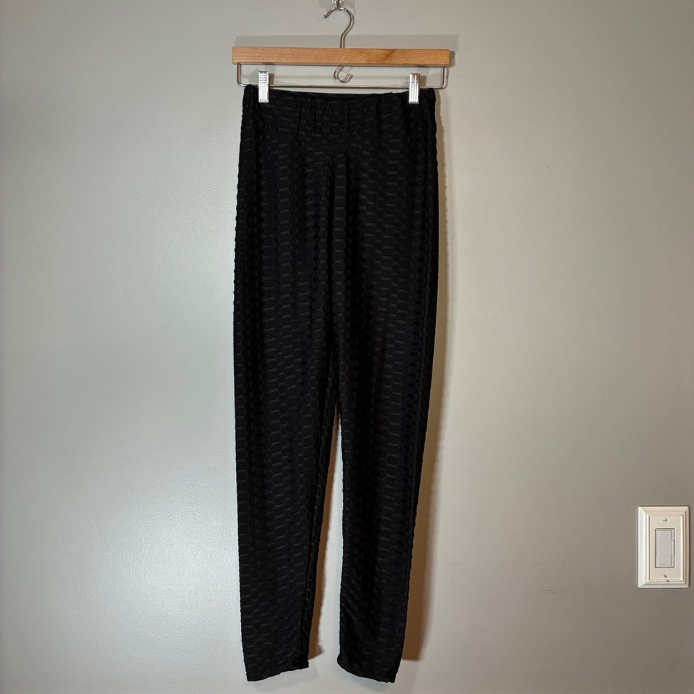 Black Honeycomb Textured Scrunch Butt Lifting High Waisted Leggings L/XL